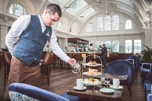 Bar (in der Unterkunft)