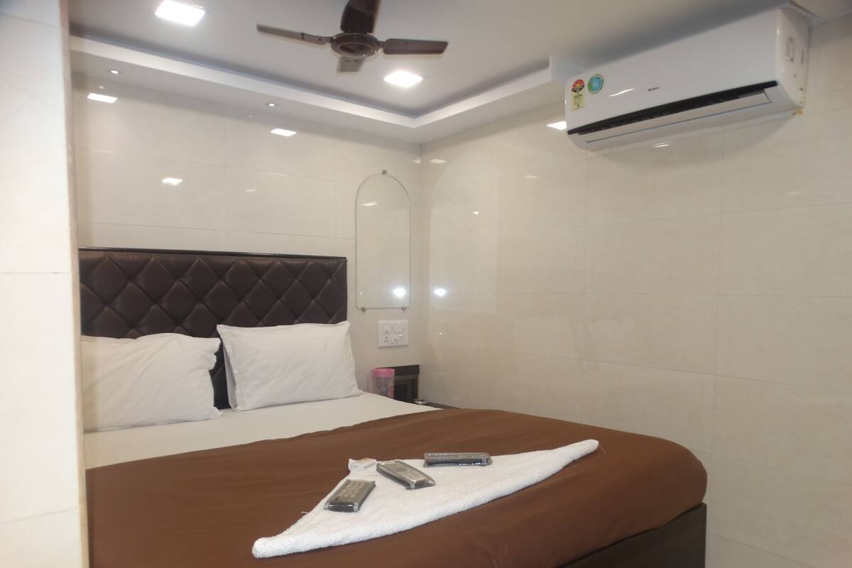 Deluxe Non AC Room