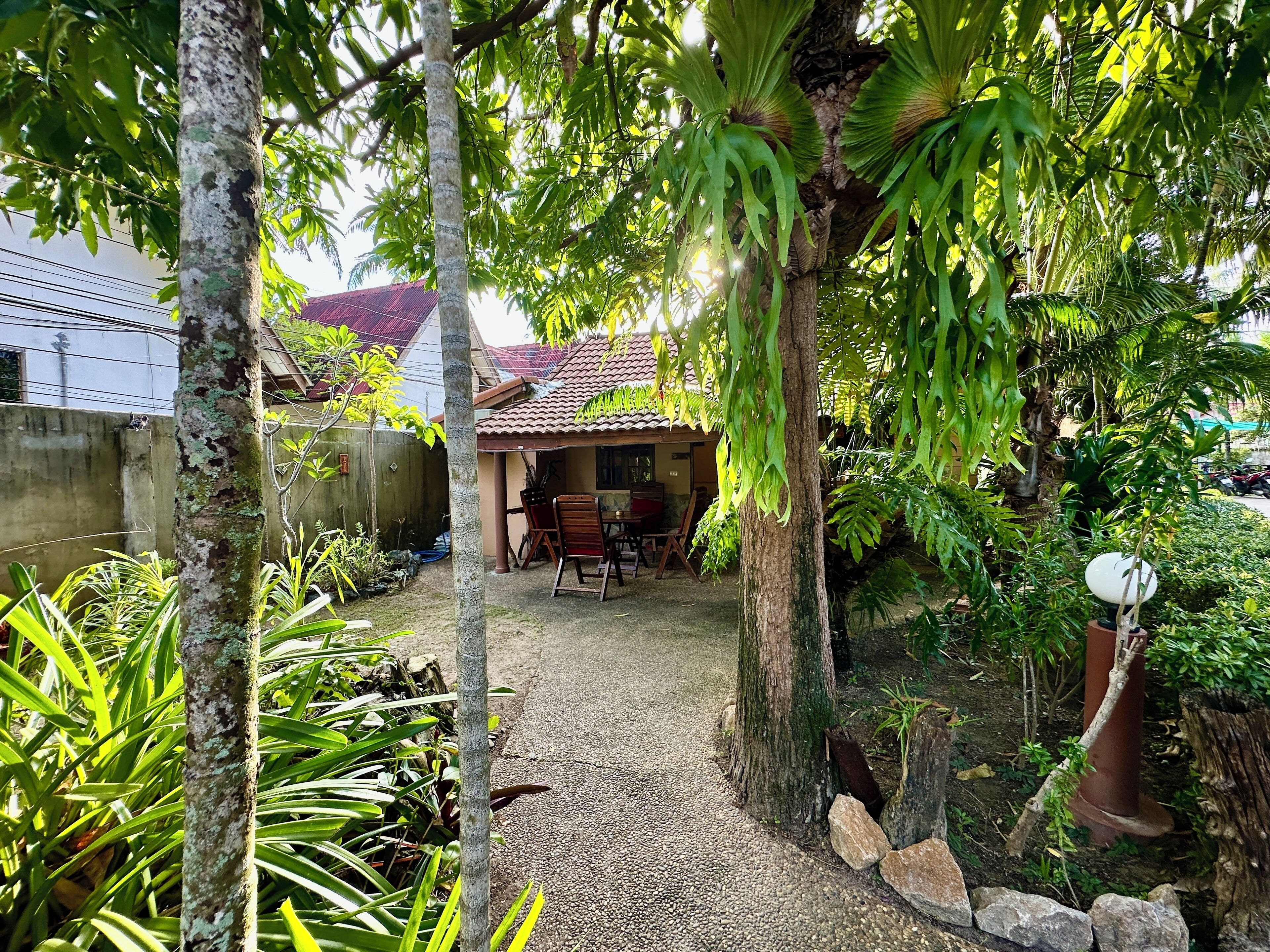 family room, 1 bedroom, garden view, ground floor | minibar, free wifi, bed sheets