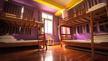 Shared Dormitory, Mixed Dorm | Free WiFi, bed sheets