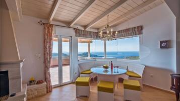 Ferienhaus ( Excl 1) | Wohnzimmer | Flachbildfernseher