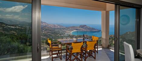 Appartement, 2 slaapkamers (Excl 2) | 2 slaapkamers, luxe beddengoed, donsdekens, pillowtop-bedden