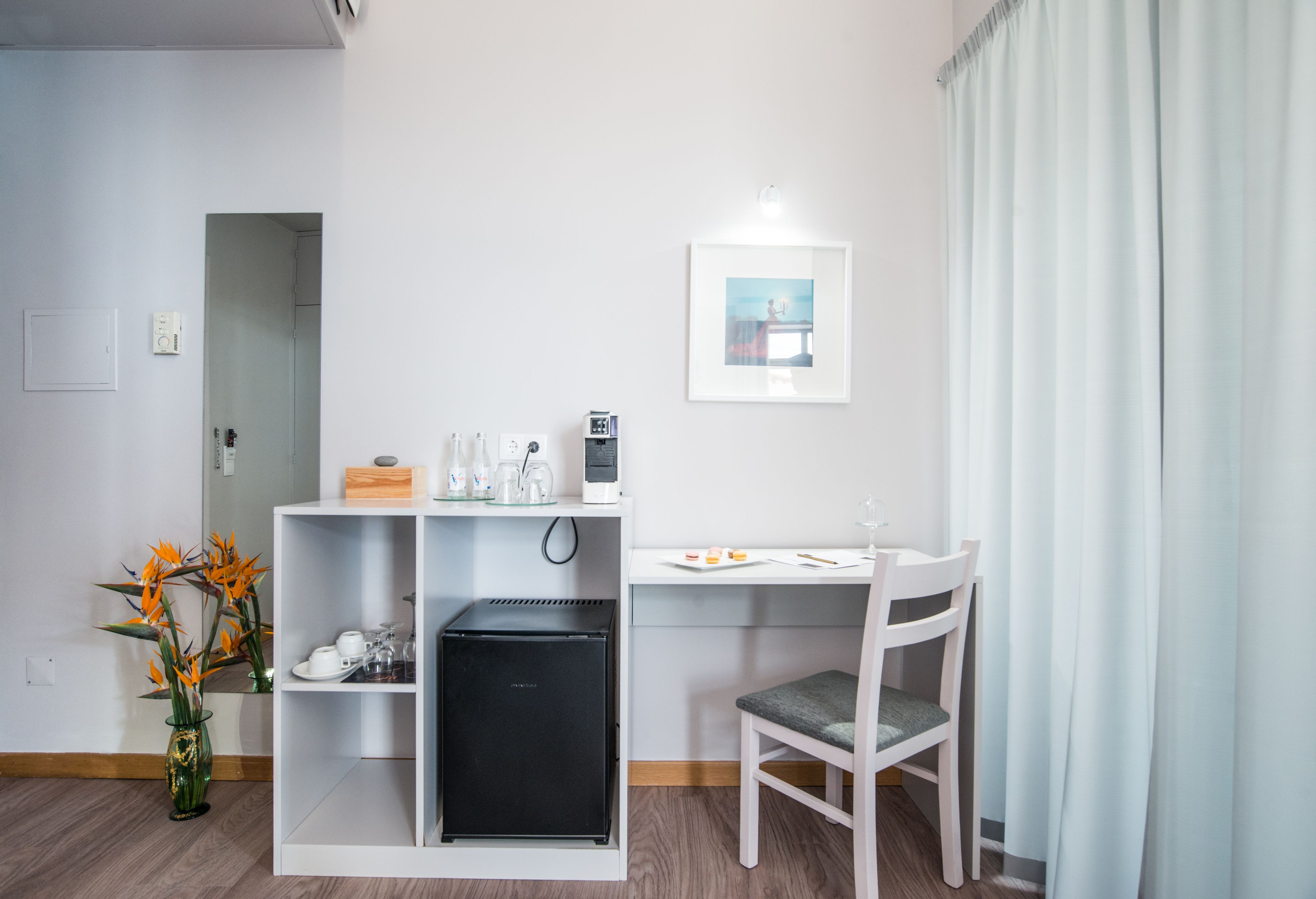 junior suite | in-room business centre