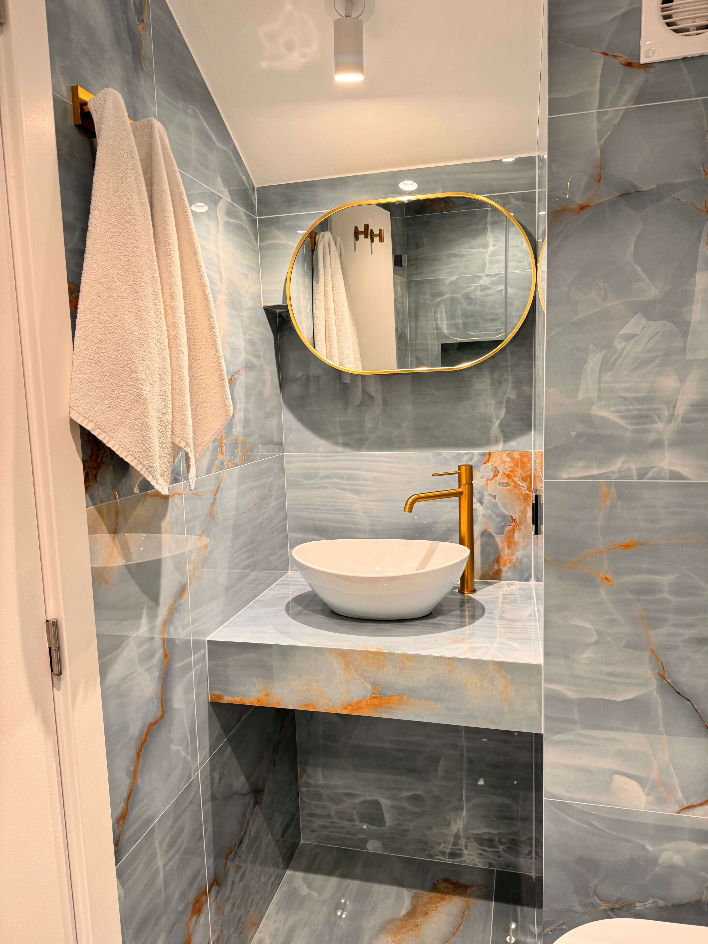 basic studio, annex building | bathroom | free toiletries, hair dryer, bathrobes, bidet