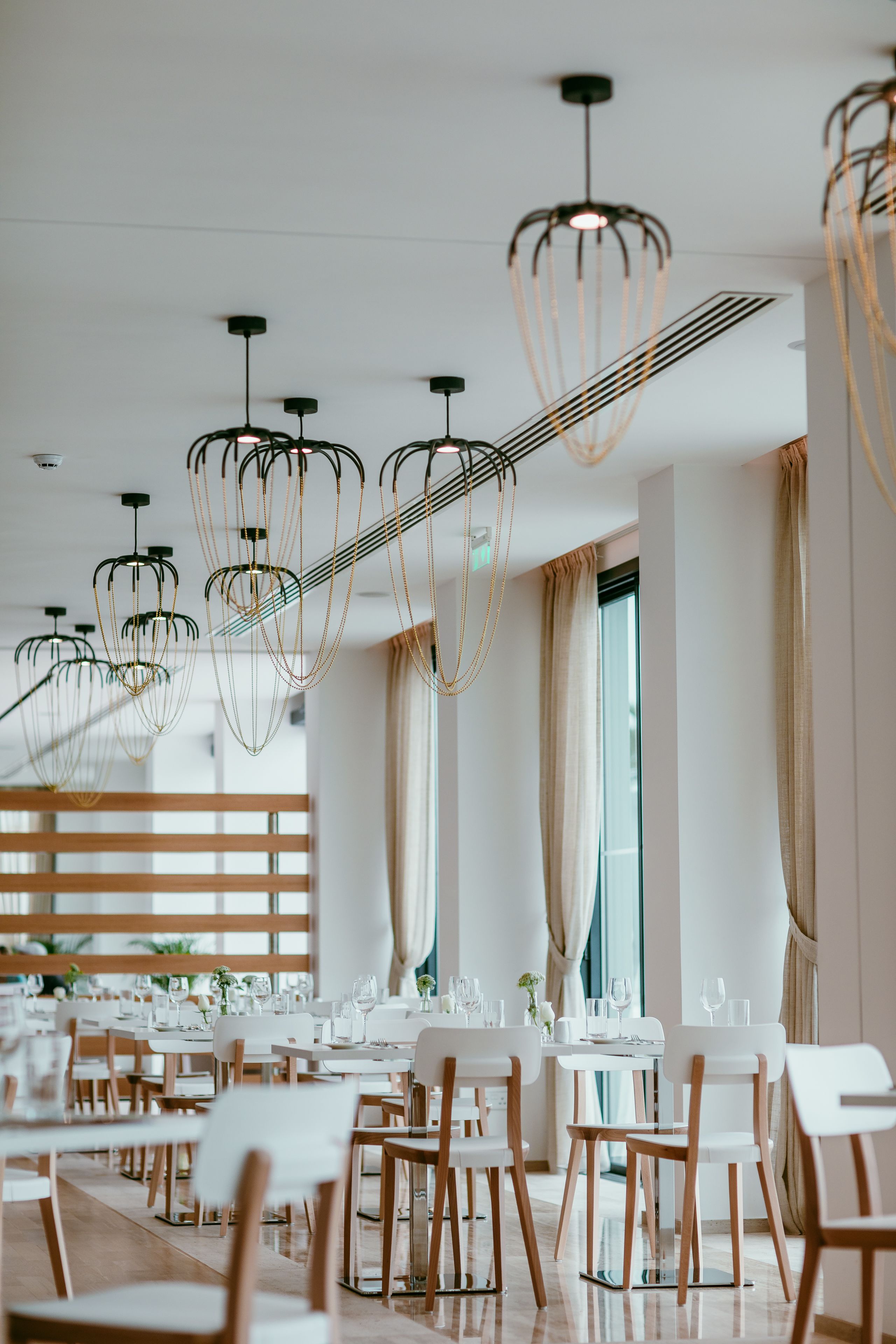 free daily full breakfast