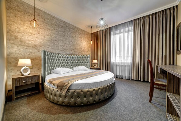 Standard-huone, 1 makuuhuone | Minibaari, työpöytä, kannettavalle tietokoneelle sopiva työtila