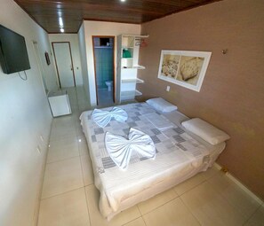 Minibar, in-room safe, free WiFi, wheelchair access