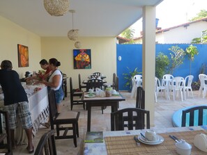 Buffet - Pousada Pé na Areia (Tibau do Sul)