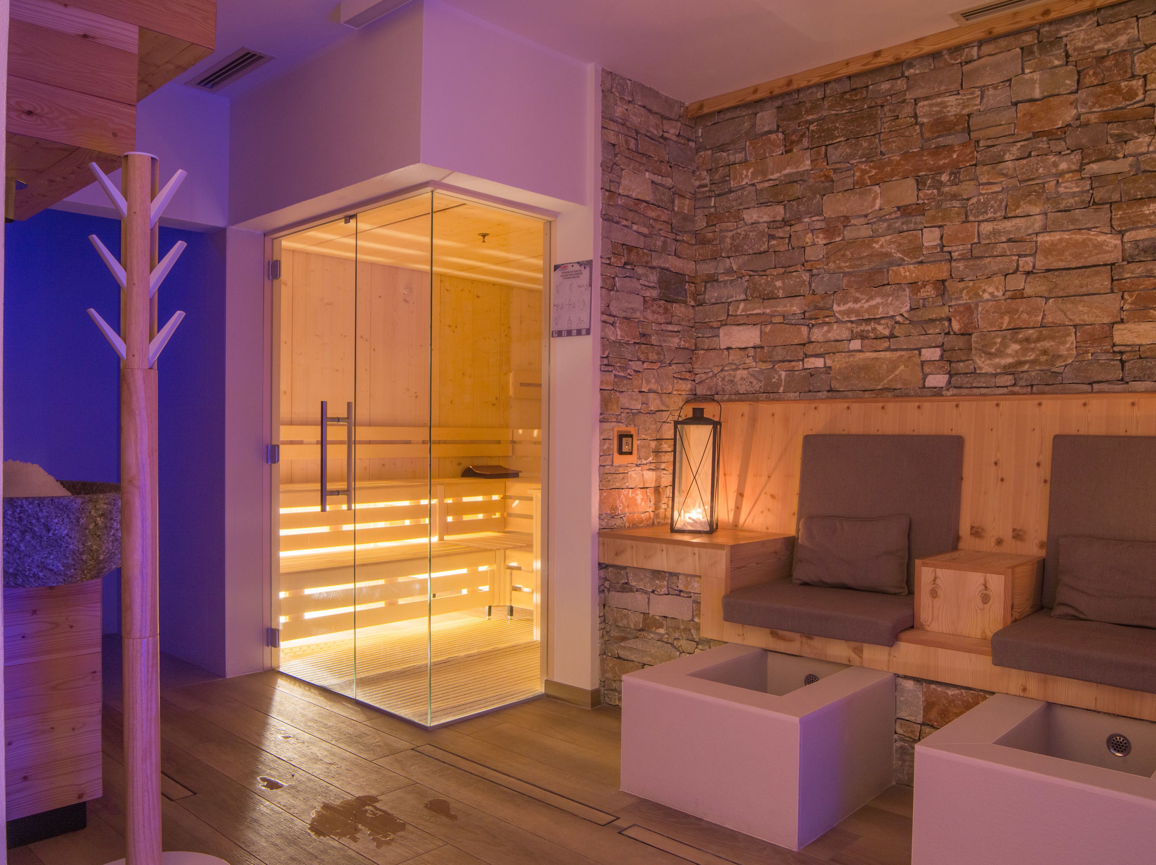 couples treatment room(s), sauna, steam room, turkish bath/hammam