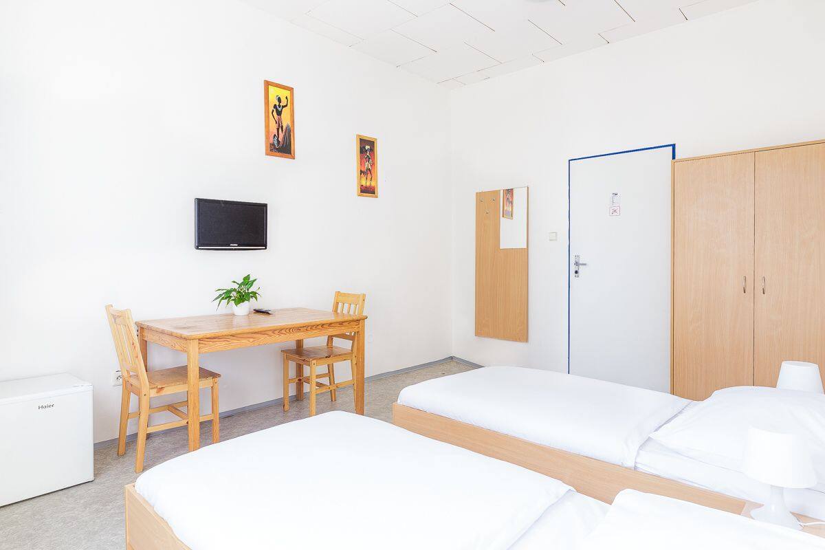 Desk, blackout curtains, cots/infant beds, free WiFi