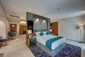 Premium bedding, minibar, in-room safe, desk - Omega Hotel (Dubai)