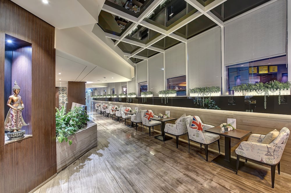 Omega Hotel