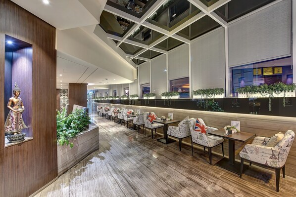 Coffee shop - Omega Hotel (Dubai)