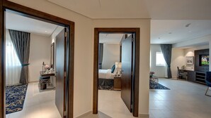 Ảnh chưa phân loại, 5 trong số 58 ảnh, nút