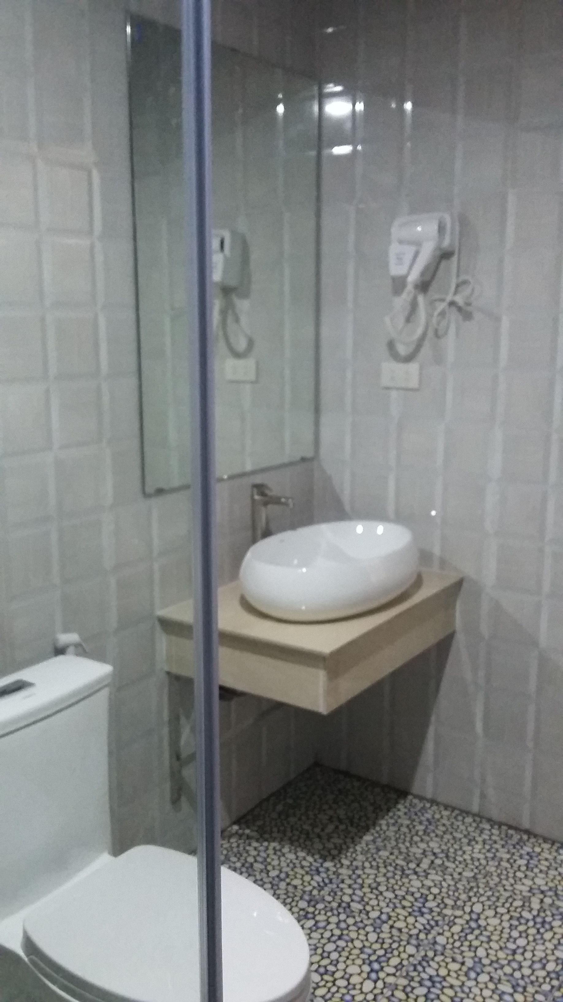 shower, free toiletries, hair dryer, bathrobes