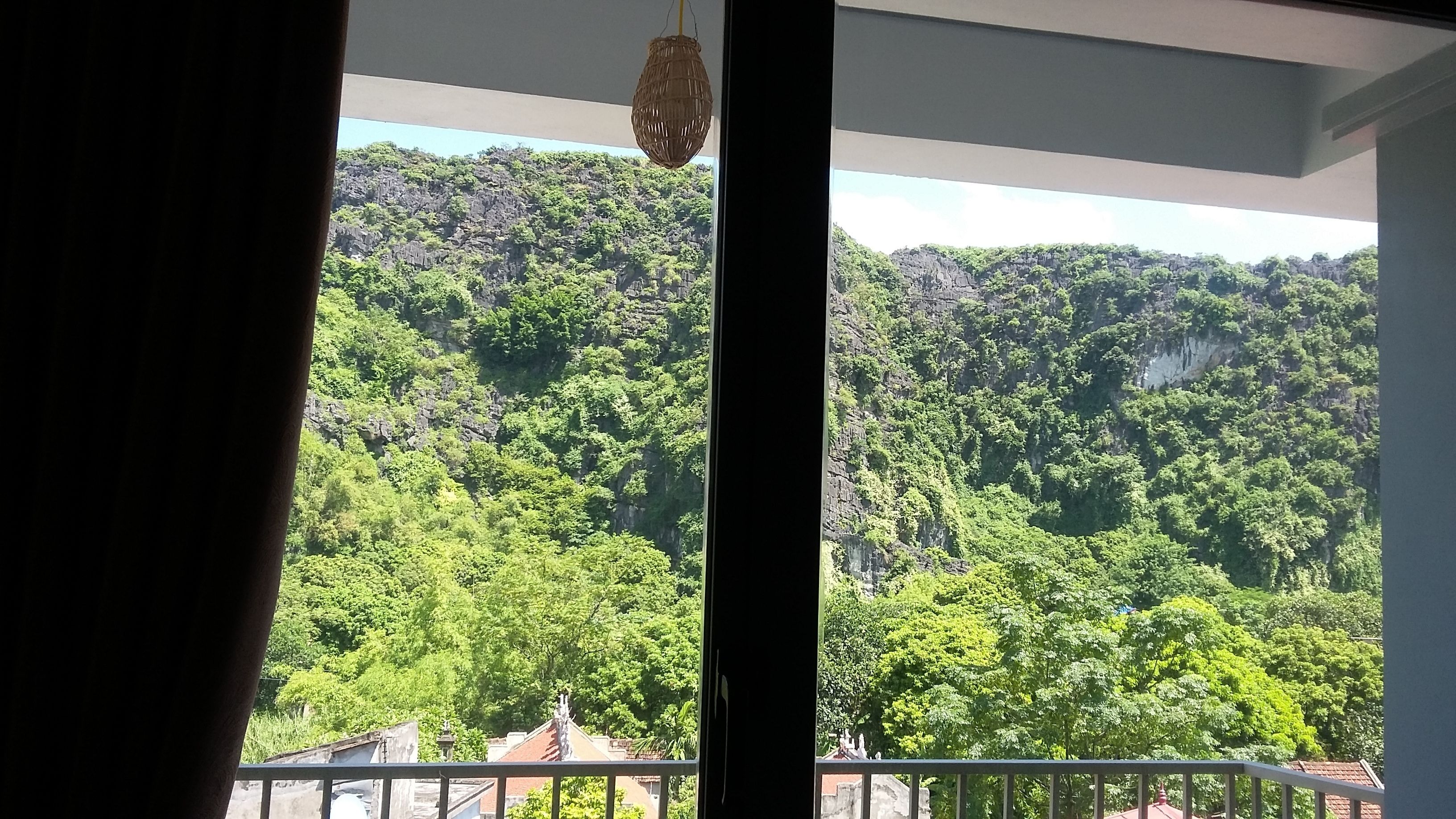 double room, mountain view | 1 bedroom, minibar, in-room safe, desk