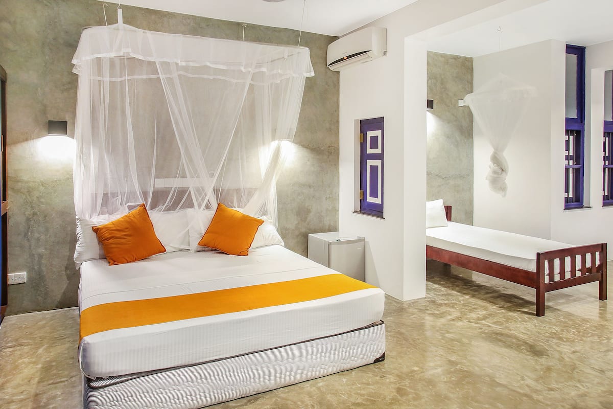 Phòng 3, 1 phòng ngủ, quang cảnh biển, sát bãi biển | Bộ đồ giường cao cấp, minibar, két bảo mật tại phòng, bàn