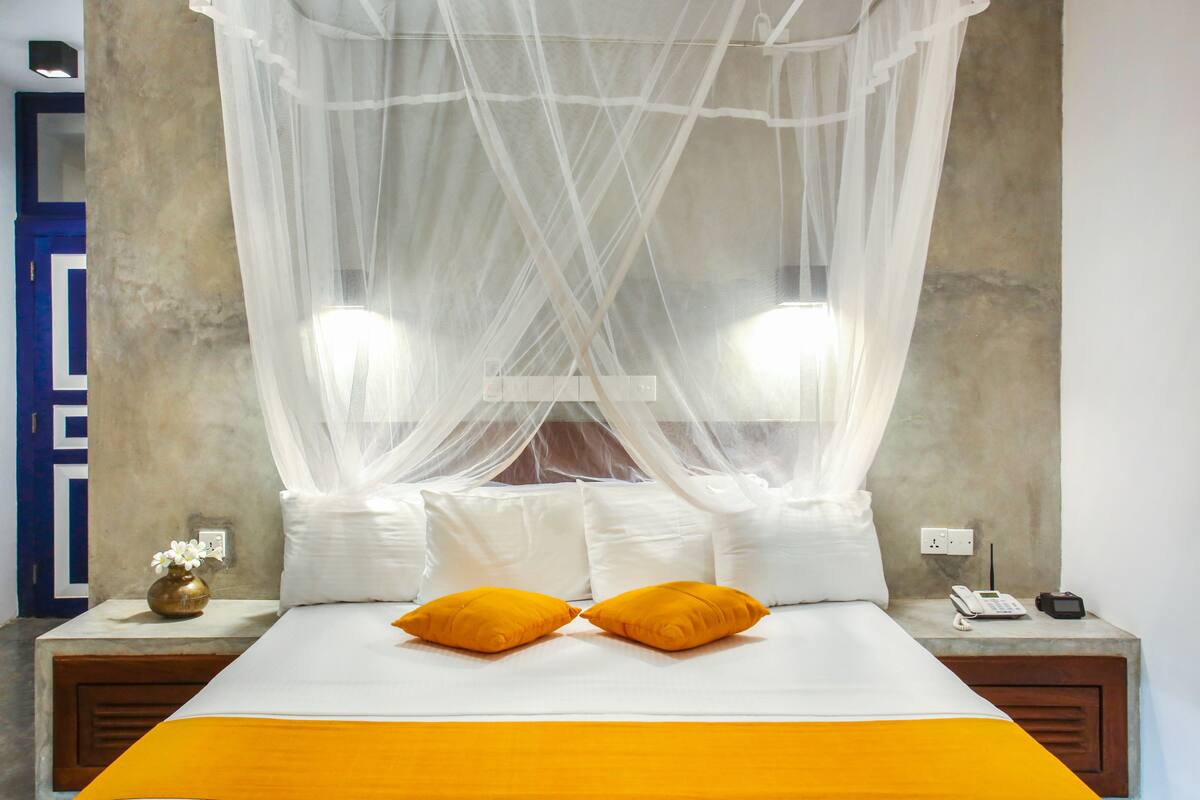 Phòng đôi Deluxe, quang cảnh biển | Bộ đồ giường cao cấp, minibar, két bảo mật tại phòng, bàn