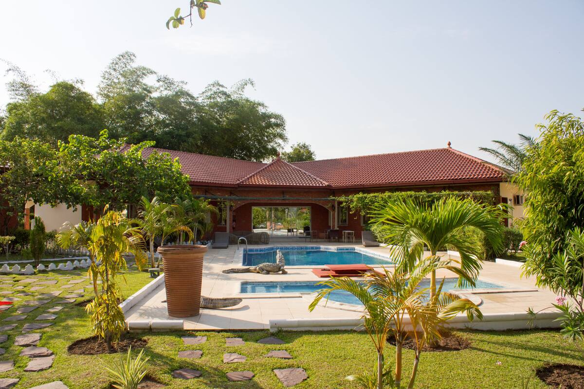 Deluxe-Villa, 3 Schlafzimmer, Poolblick | Außenpool