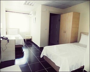 Habitación doble estándar | Escritorio y wifi gratis 