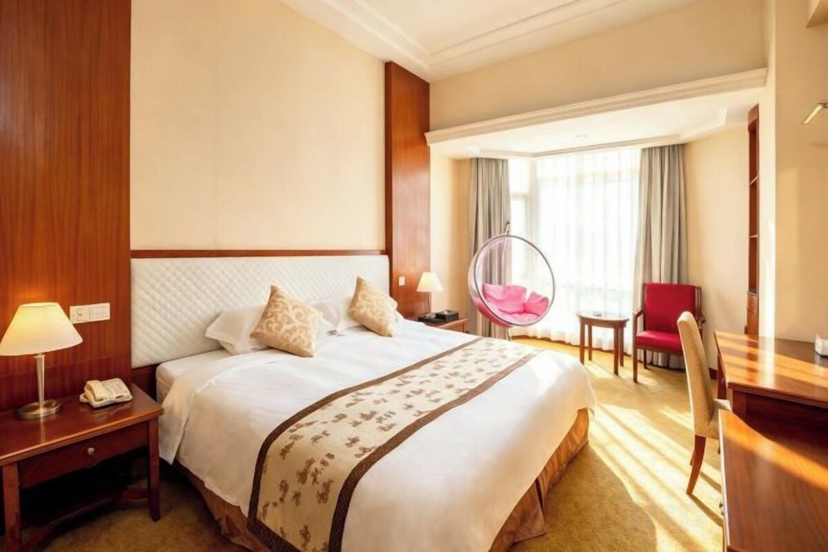 In-room safe, desk, blackout drapes, iron/ironing board (on request)