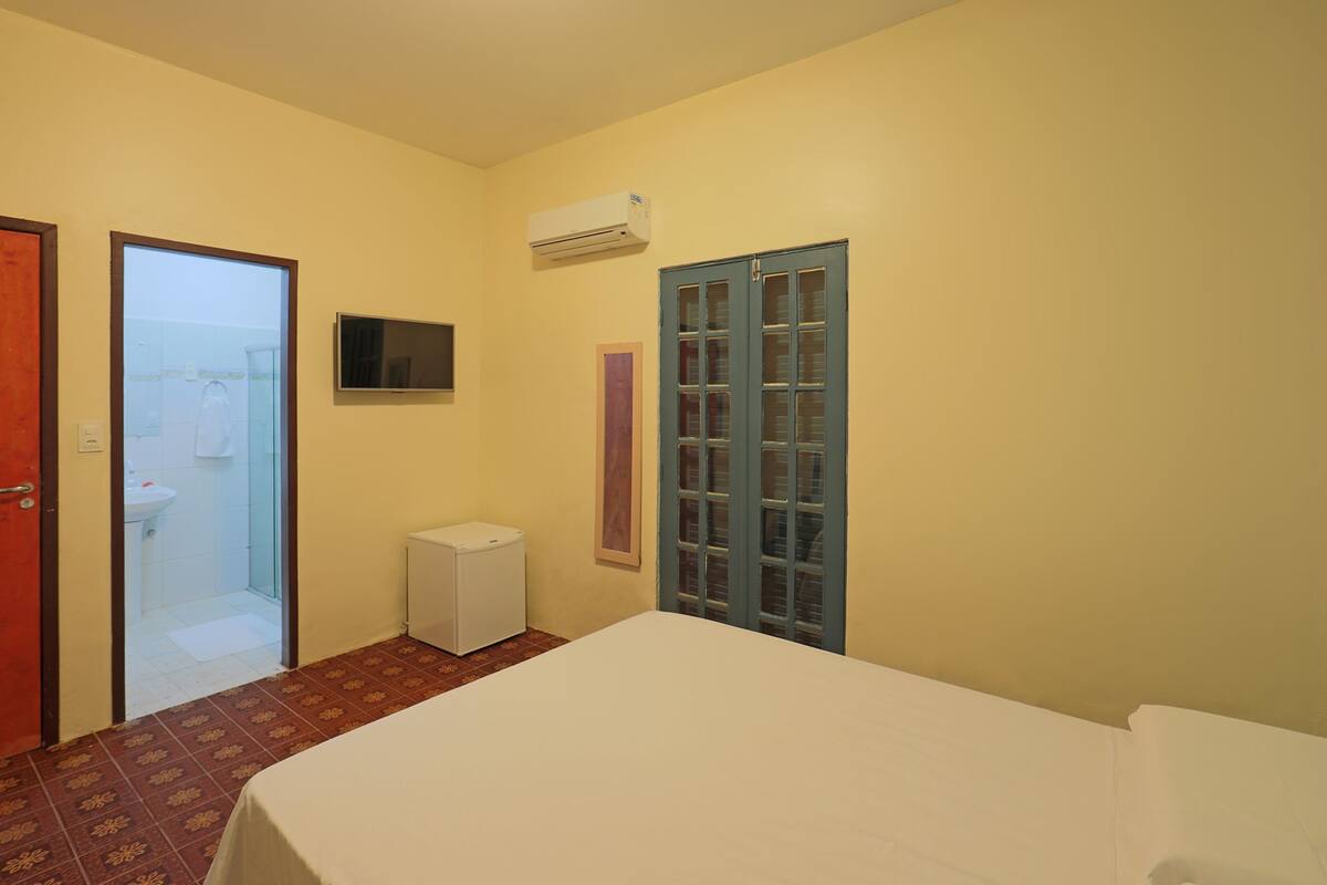 Standaard tweepersoonskamer | Een minibar, gratis wifi, beddengoed