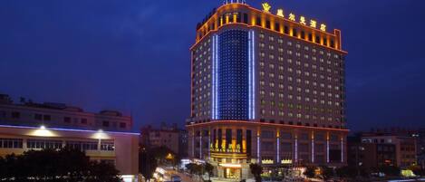 Front of property - evening/night