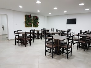 Desayuno buffet incluido todos los días