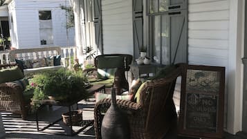 奢華雙人房, 1 間臥室, 冰箱和微波爐, 花園景觀 | 1 間臥室、高級寢具、獨特裝潢、布置獨特