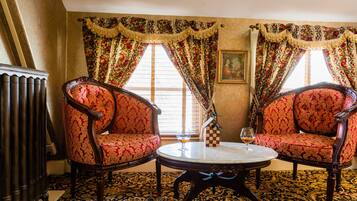 Room 9 | 1 bedroom, premium bedding, individually decorated