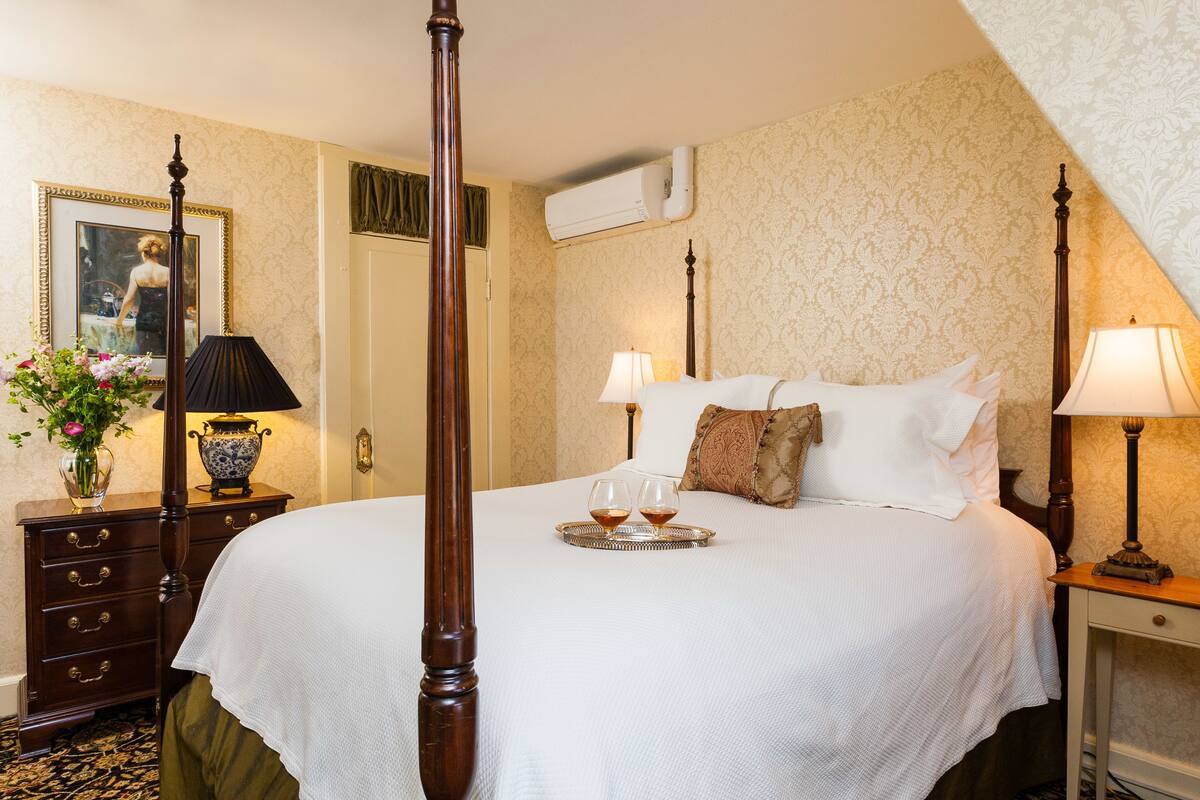 Chambre, 1 grand lit | 1 chambre, literie de qualité supérieure, décoration personnalisée