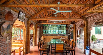 Tam Coc Bungalow