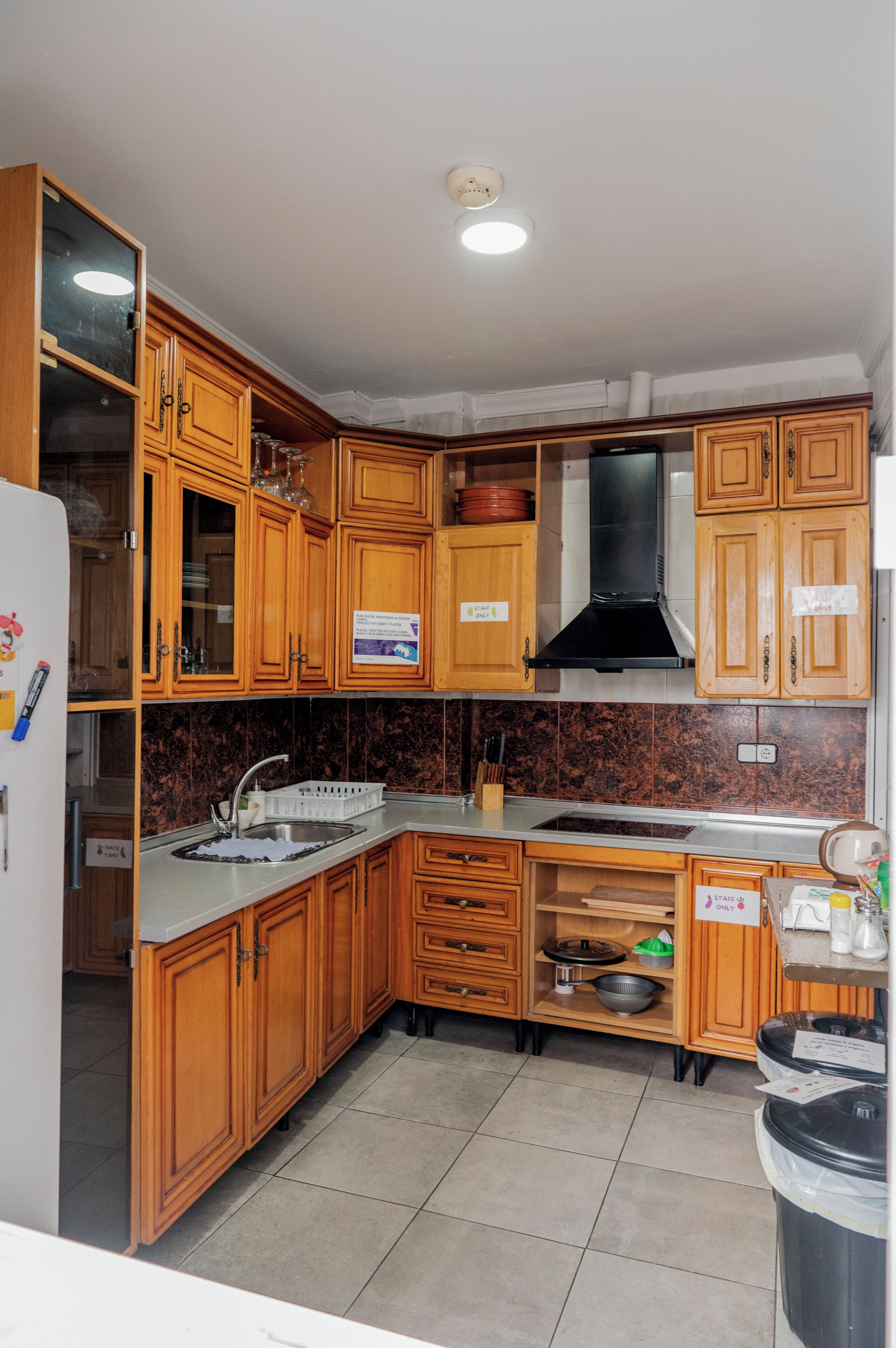 Fridge, microwave