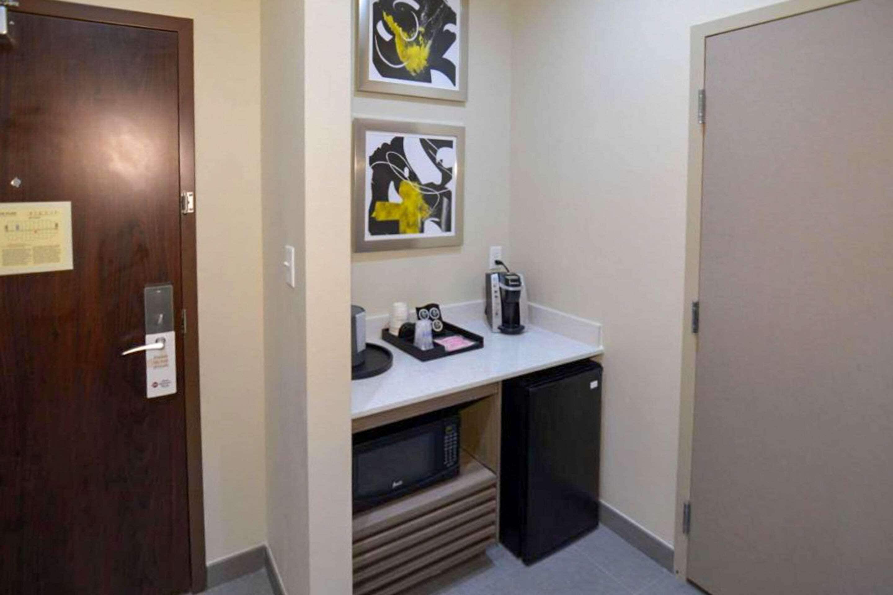 desk, laptop workspace, iron/ironing board, free wifi