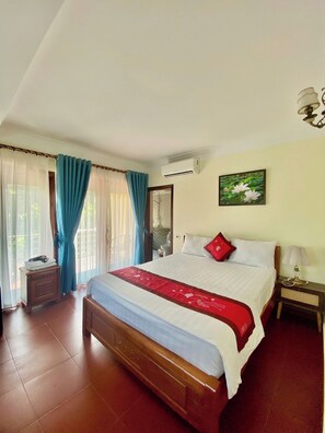 高級雙人房, 1 張標準雙人床 | 迷你吧、房內夾萬、書桌、隔音