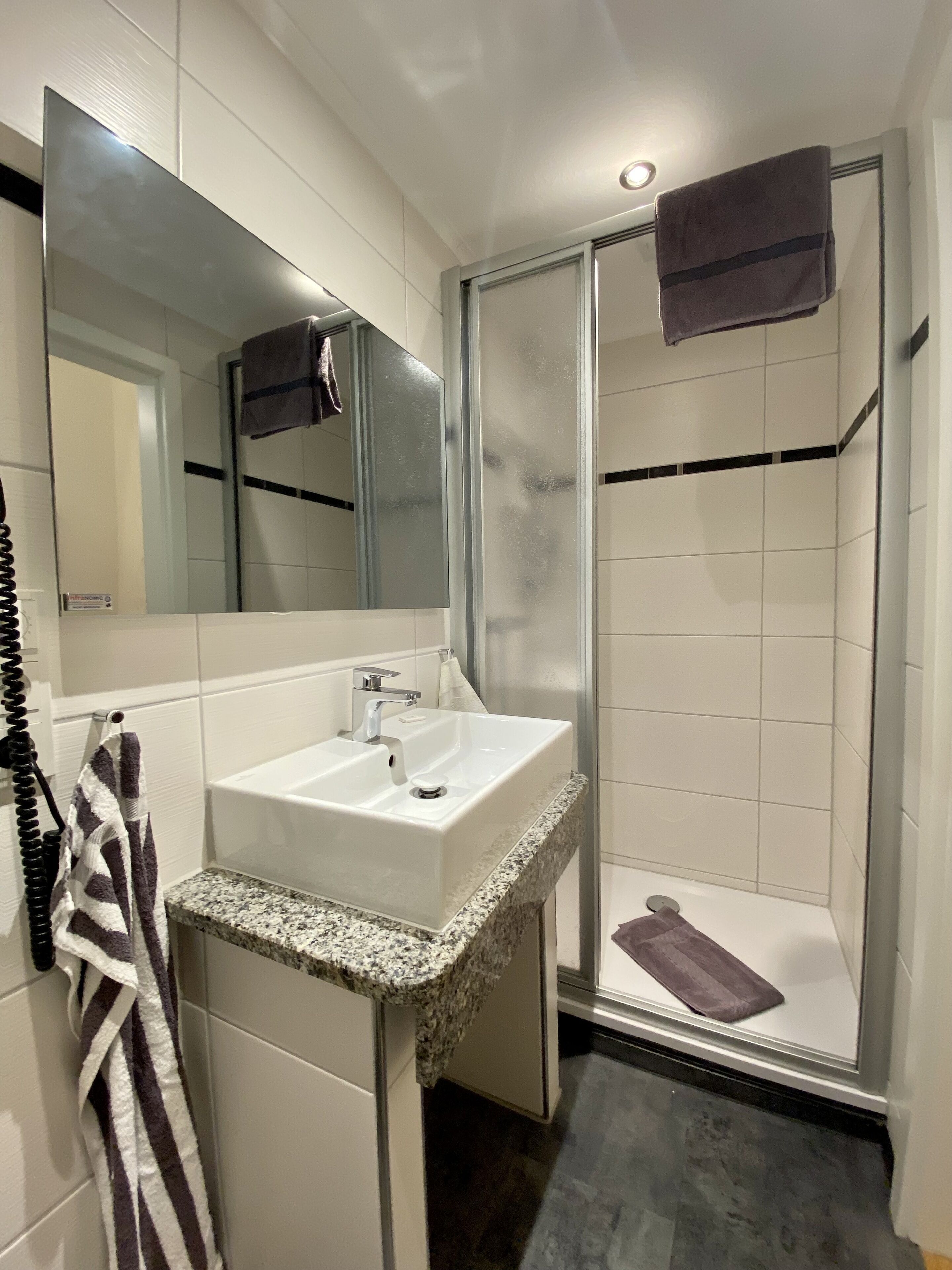 Comfort Double Room, Ensuite | Bathroom
