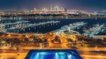 Outdoor pool, open 8:00 AM to 10:00 PM, free pool cabanas