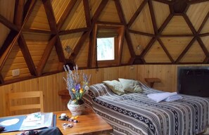 Cabin, Jetted Tub, Mountain View | Individually decorated, soundproofing, free cots/infant beds, free WiFi - Domos Puelo (Lago Puelo)
