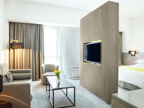 Junior Suite, 1 Double Bed | Premium bedding, pillow-top beds, minibar, in-room safe - Novotel Muscat Airport (Muscat)