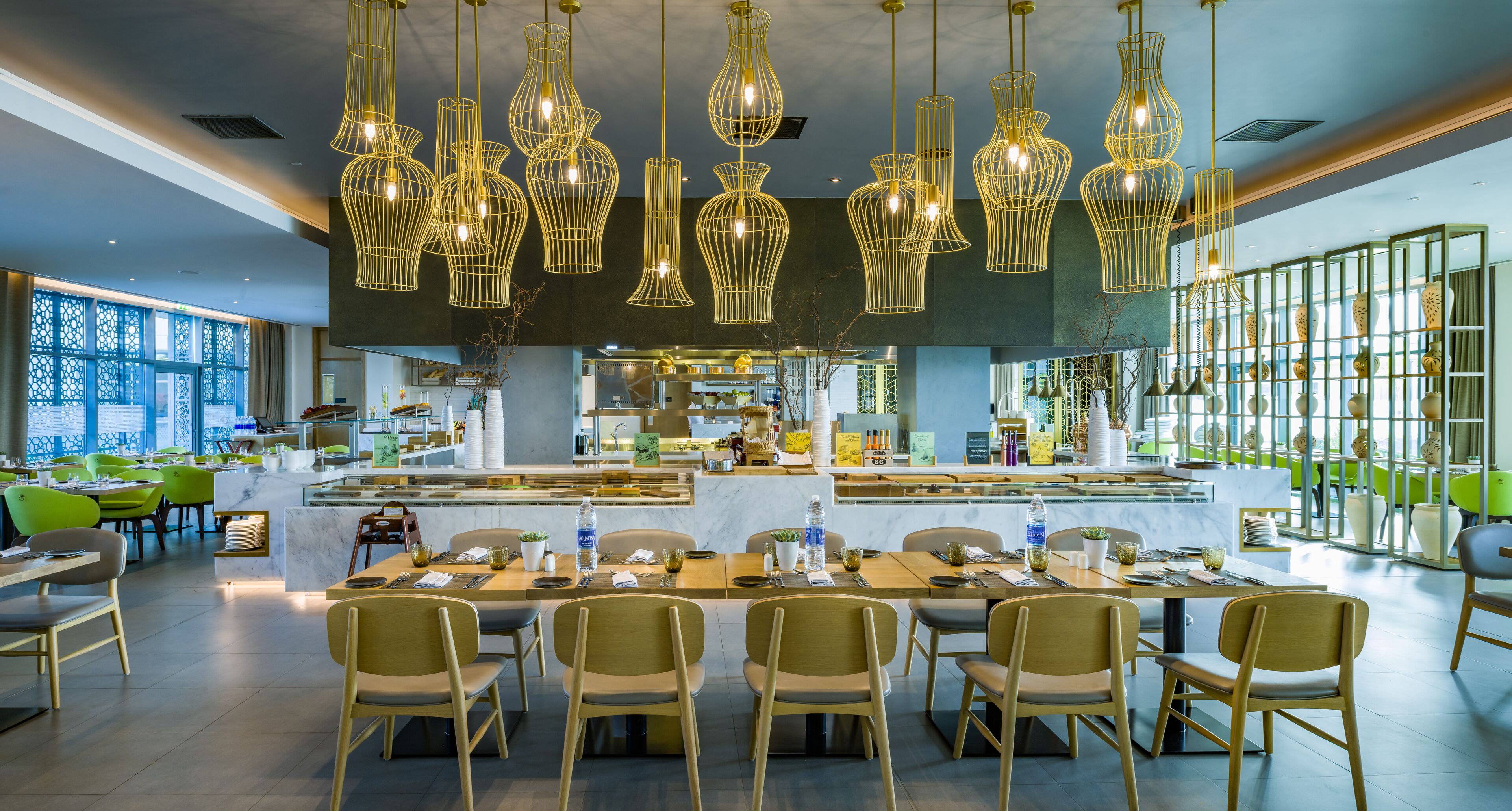 3 restaurants, breakfast, lunch served; local and international cuisine