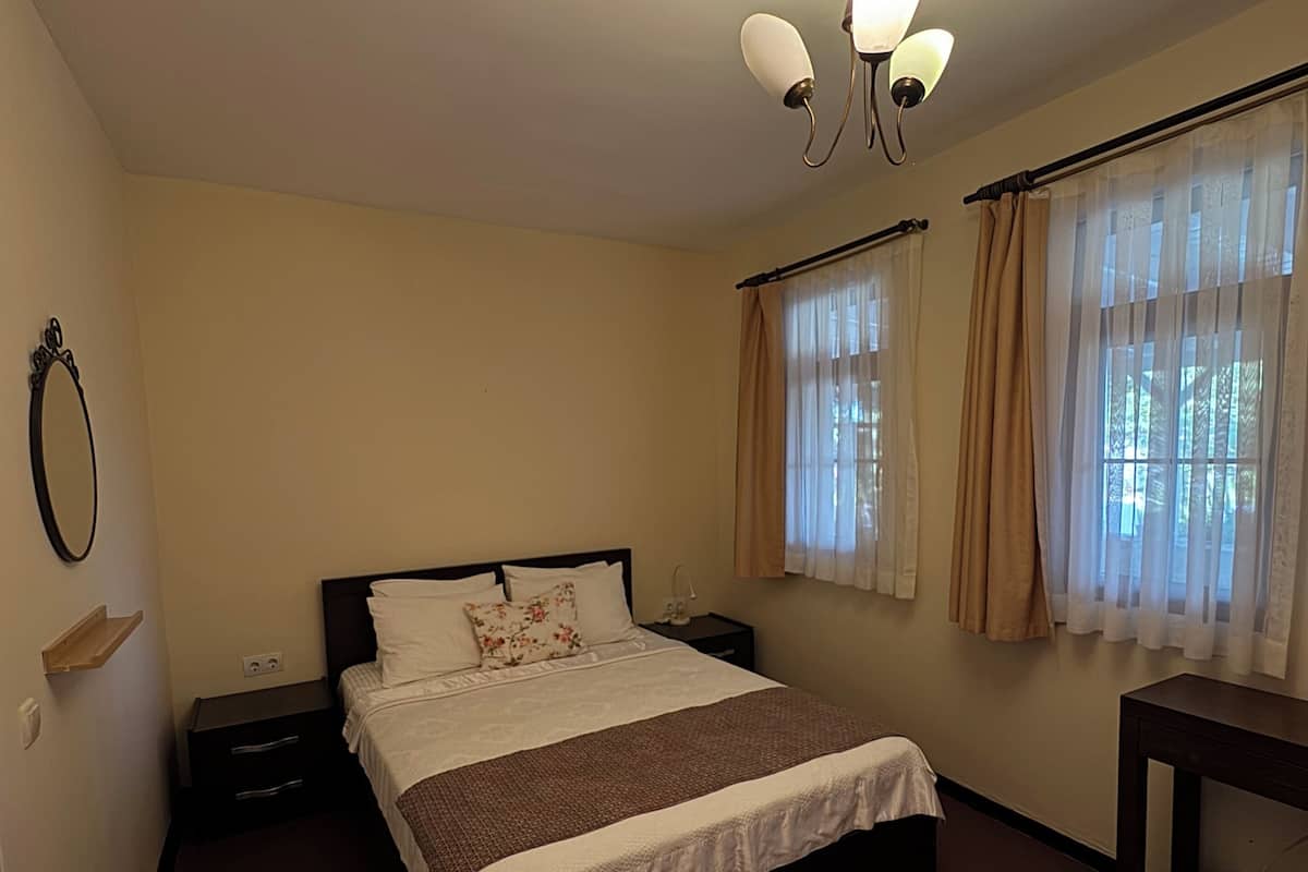 Chambre Double | 1 chambre, literie de qualité supérieure, Wi-Fi gratuit, draps fournis
