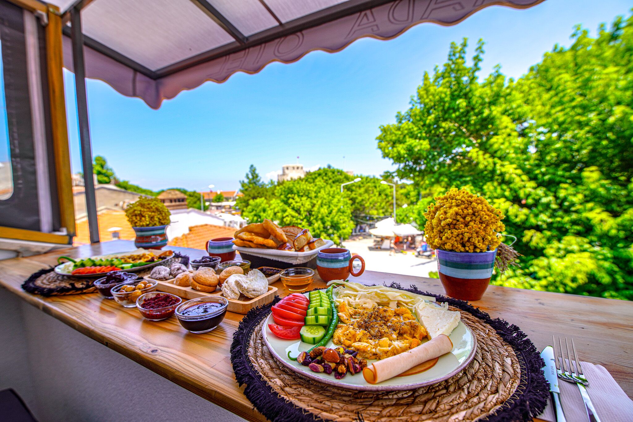 Free daily local cuisine breakfast