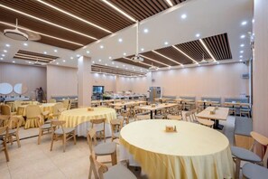 Unclassified image, 2 of 59, button - Yafeng Hotel (Huizhou West Lake) (Huizhou)