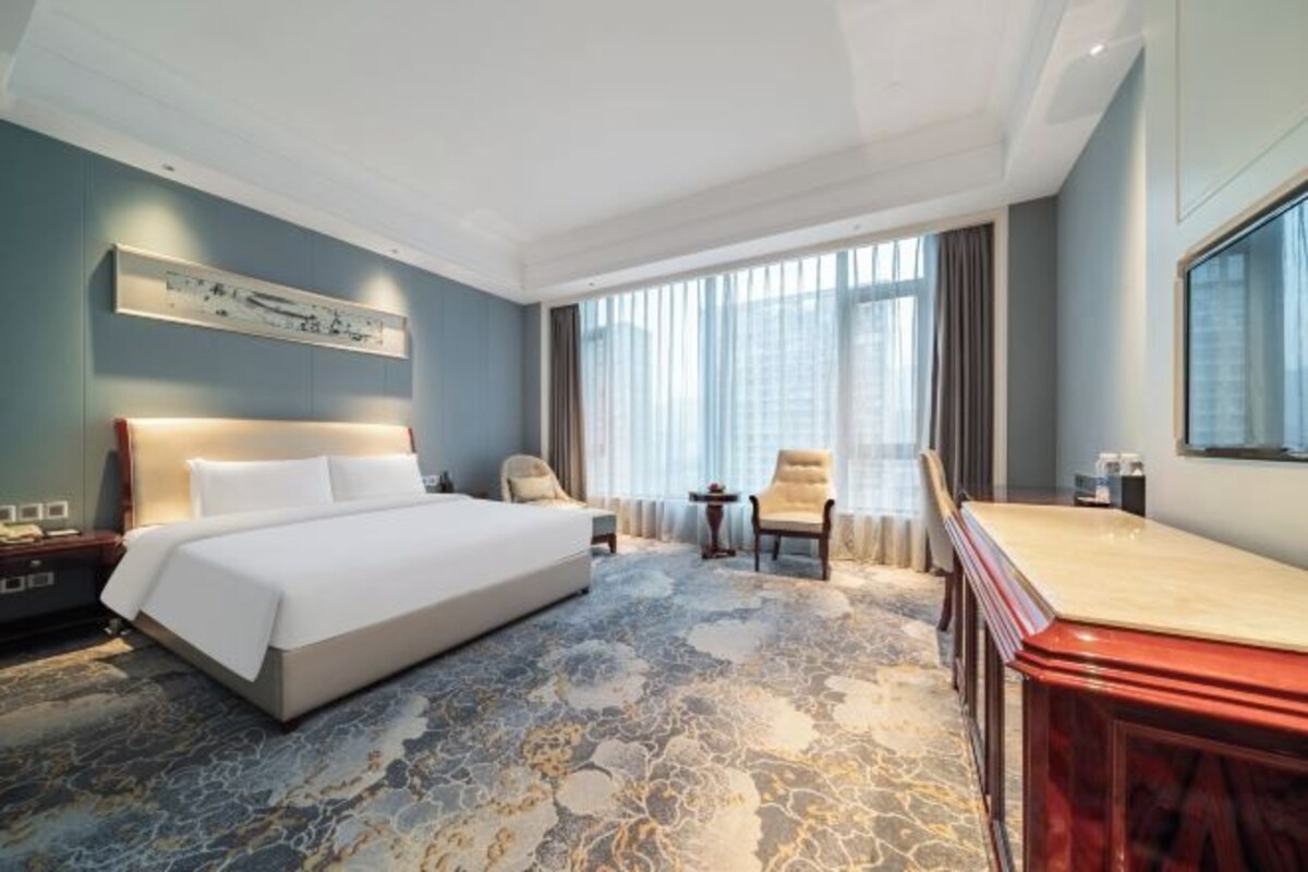 Handpicked Double Bed Room