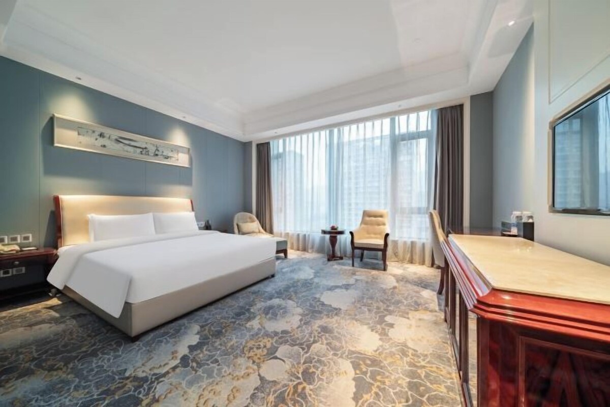 Handpicked Double Bed Room