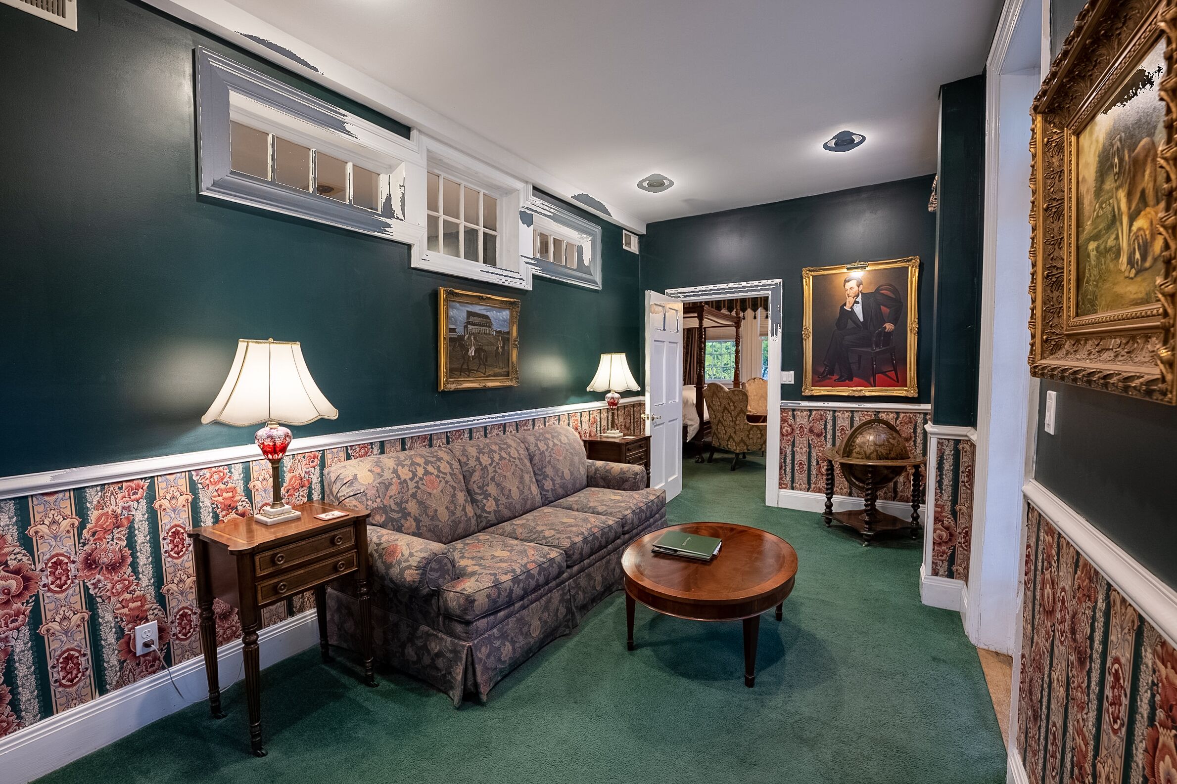 suite (grant) | hypo-allergenic bedding, down duvets, individually decorated