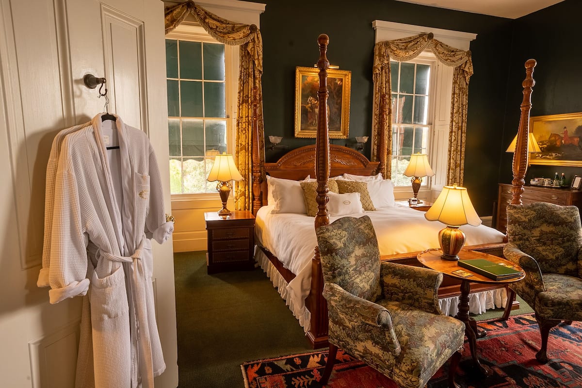 Room (Clabaugh) | Hypo-allergenic bedding, down comforters, individually decorated