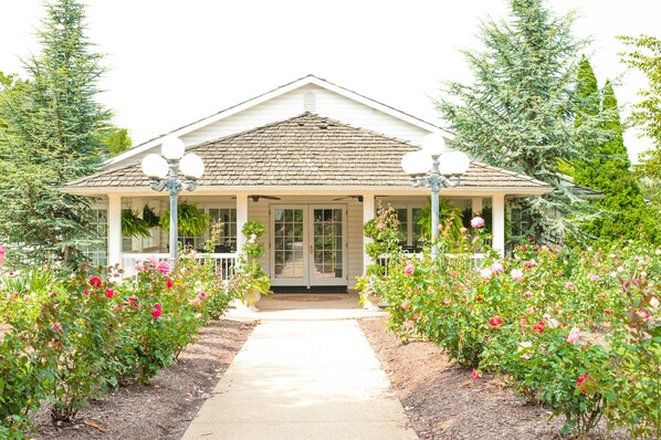 Garden - Antrim 1844 (Taneytown)