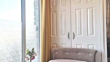 Studio, Ensuite | Interior