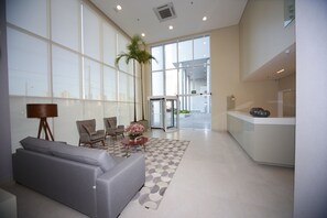 Lobby sitting area - NB Hotéis (Aracaju)